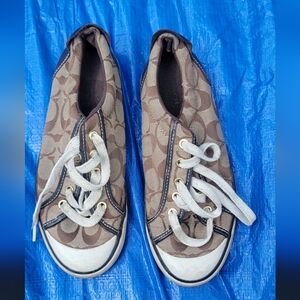 Brown monogram Coach tennis shoes size 8.5
